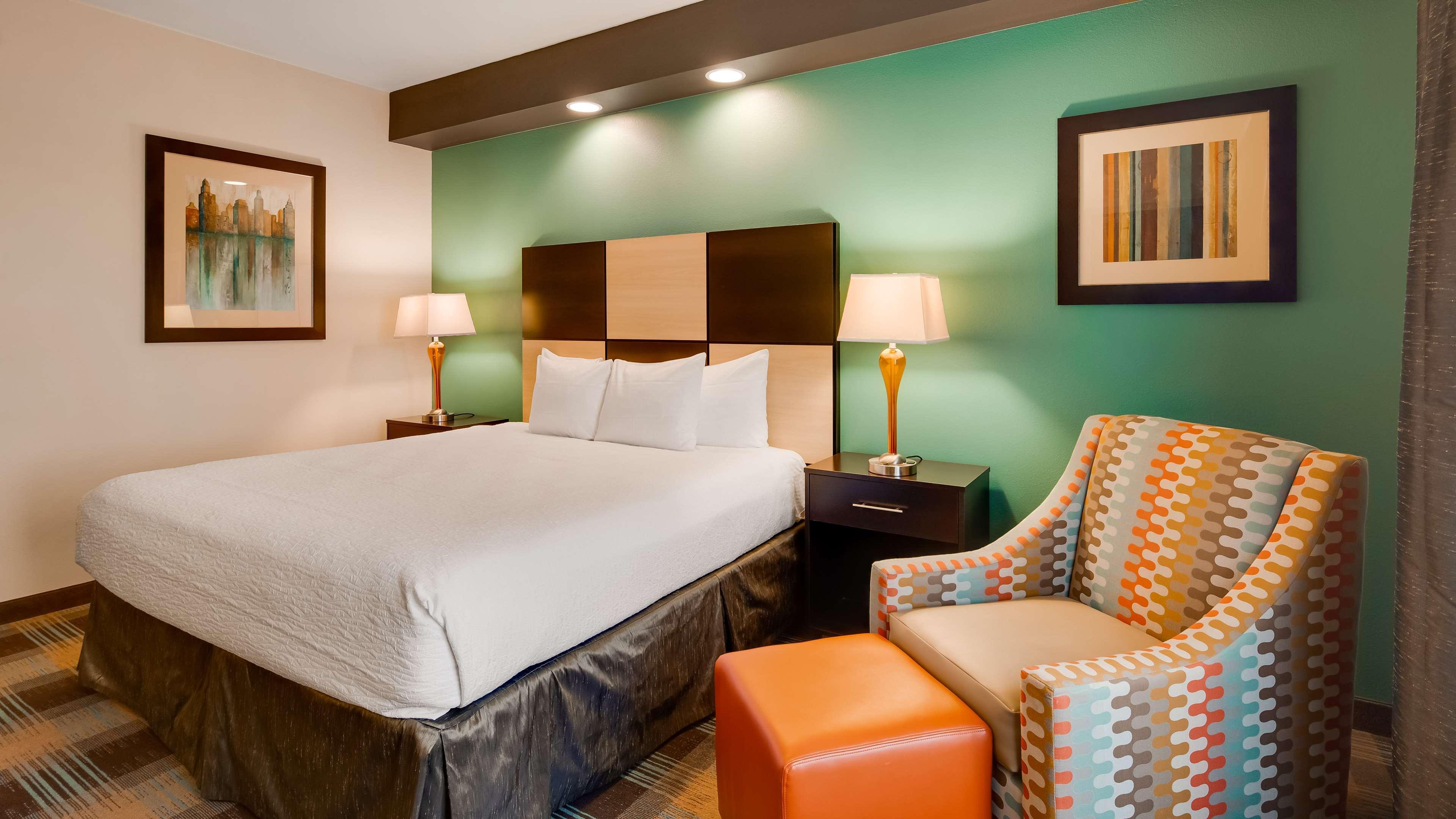 Best Western Plus Atrium Inn & Suites Clarksville Eksteriør billede
