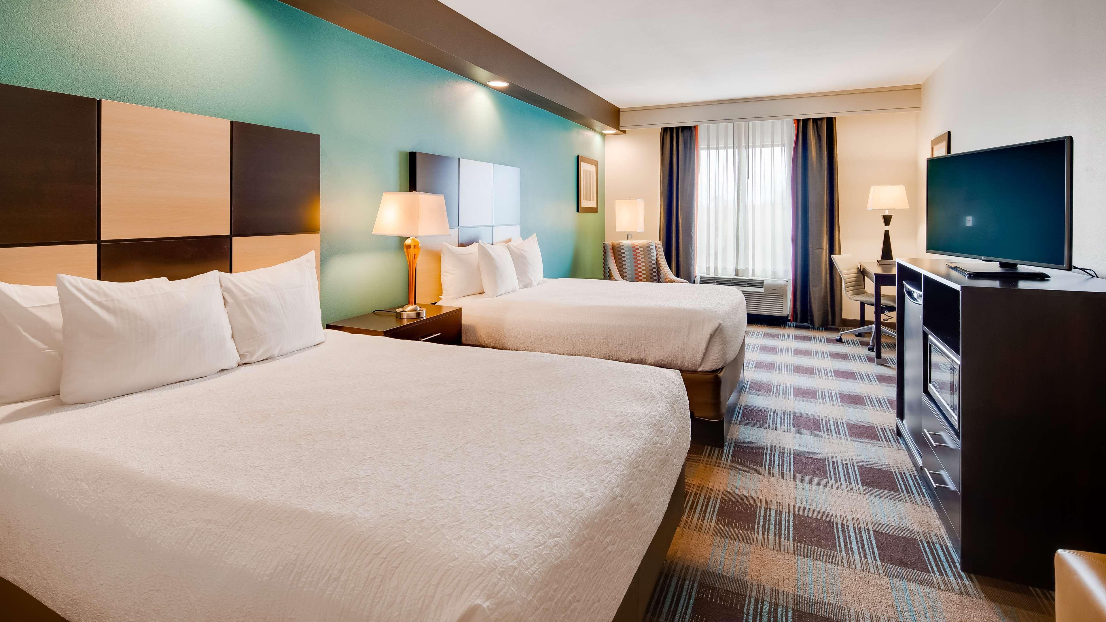 Best Western Plus Atrium Inn & Suites Clarksville Eksteriør billede