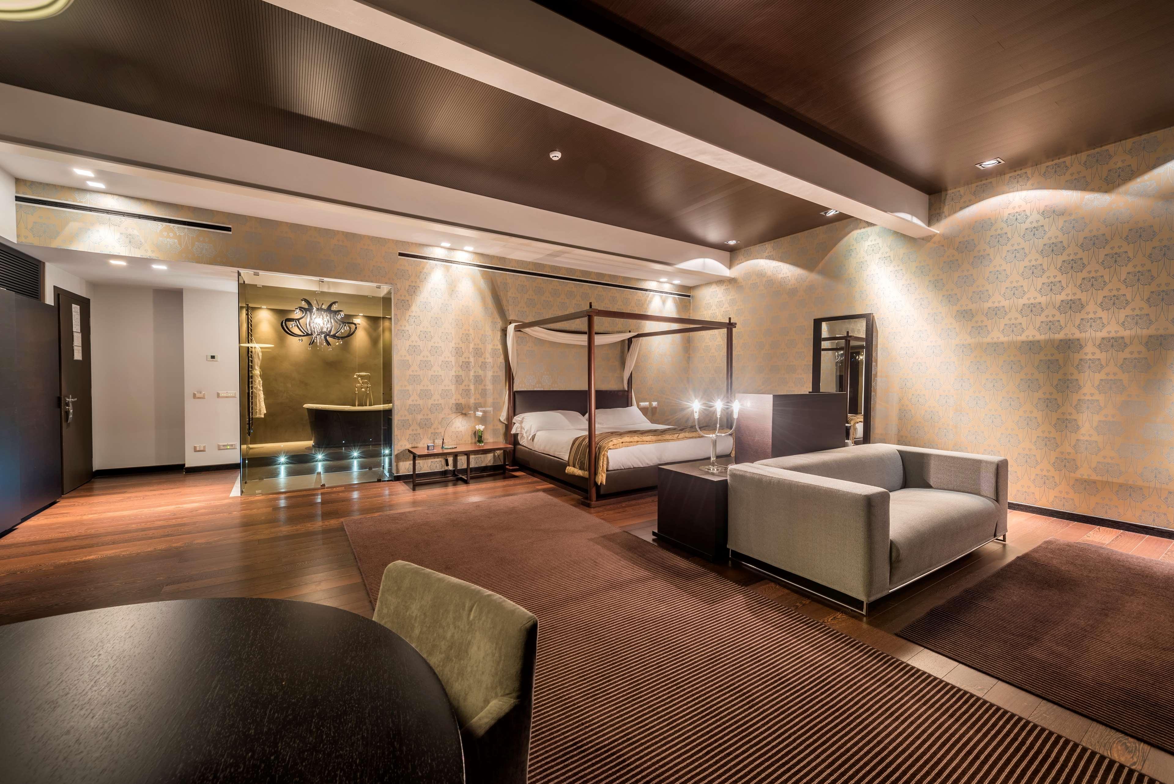 Best Western Plus Atrium Inn & Suites Clarksville Eksteriør billede