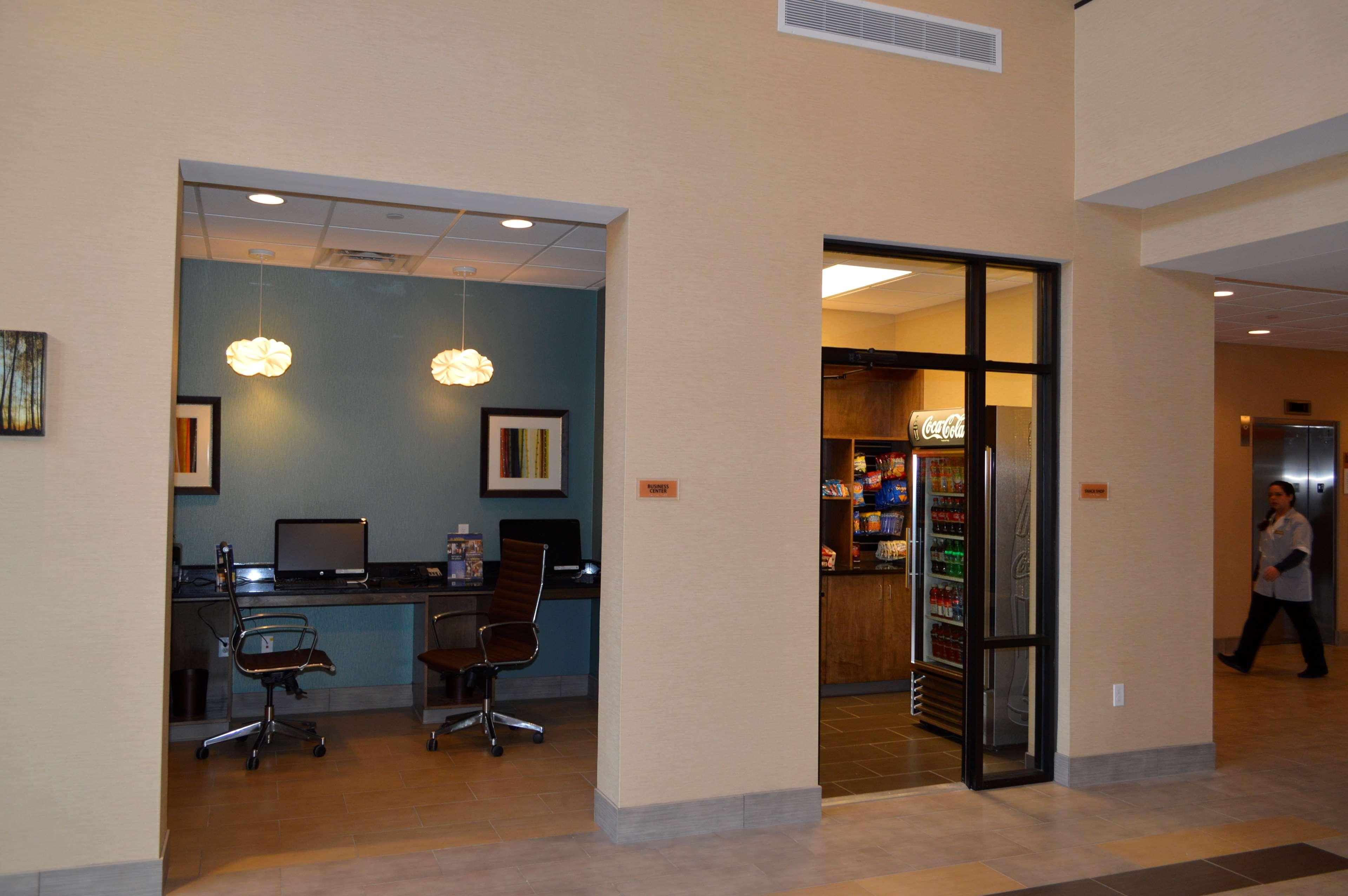 Best Western Plus Atrium Inn & Suites Clarksville Eksteriør billede